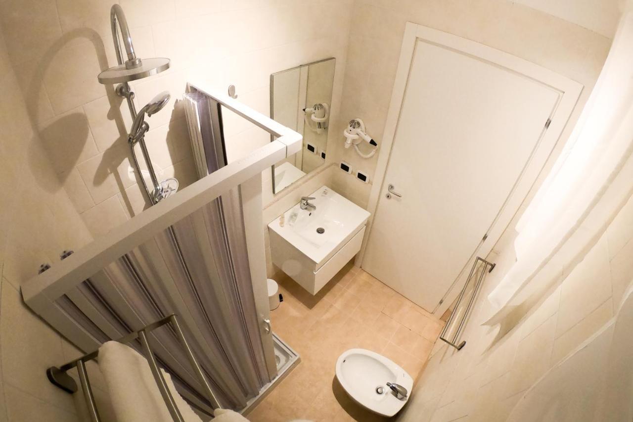 Soave Rooms Неаполь Экстерьер фото