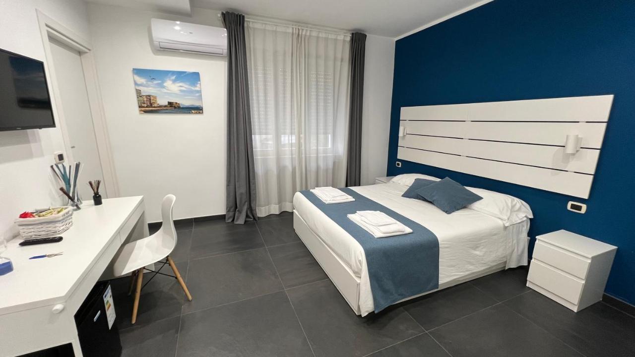 Soave Rooms Неаполь Экстерьер фото