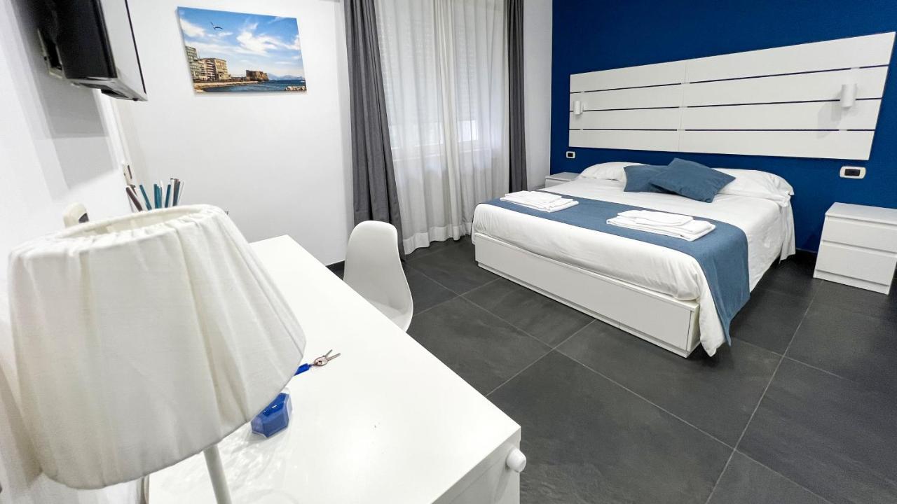 Soave Rooms Неаполь Экстерьер фото